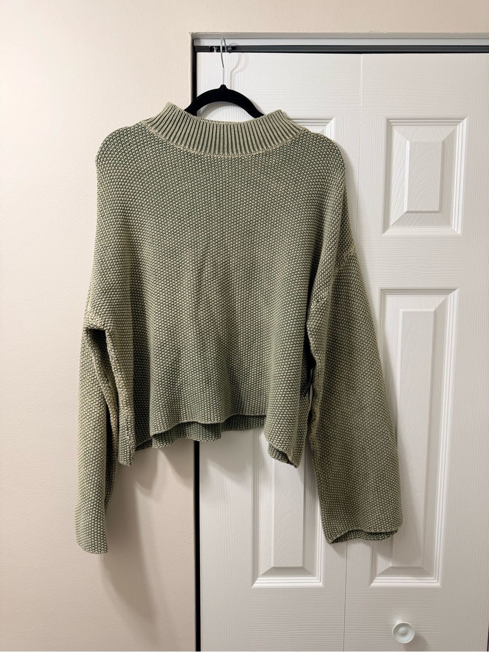 Rip Curl Olive Green Cropped Sweater